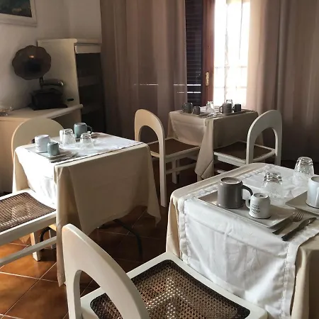 Da Lucina Panzió Olbia